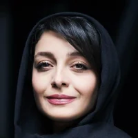 ساره بیات