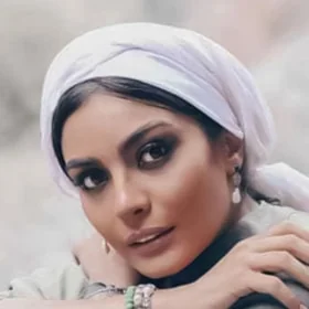 صحرا اسداللهی