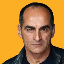 نوید نگهبان
