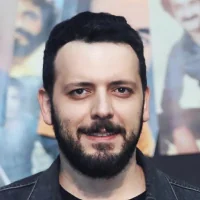 پدرام شریفی