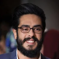 پوریا شکیبایی