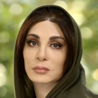 افسانه بایگان