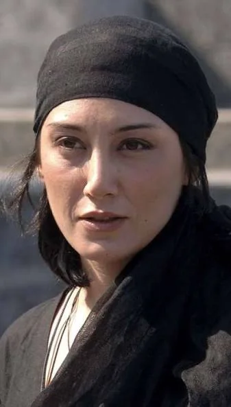 شادی نیکخواه