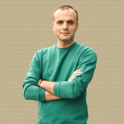 پوریا شیخ الاسلامی